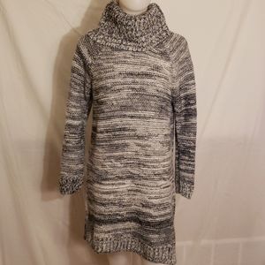 NWOT - ROOTS Long Knit Turtleneck Sweater